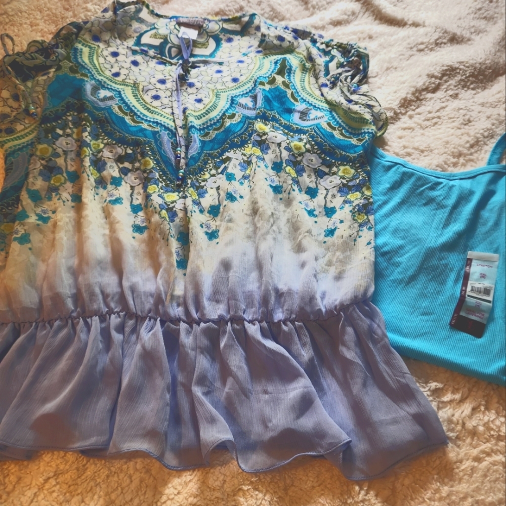 NWOT 2X beautiful beaded blouse /tang top .(Blouse runs big)